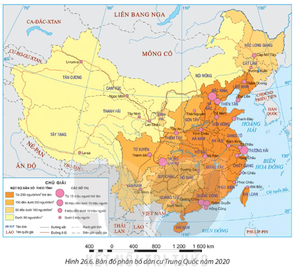 Bản đồ mật độ dân số thể hiện sự tương phản sâu sắc: Miền Đông đông đúc, miền Tây thưa thớt